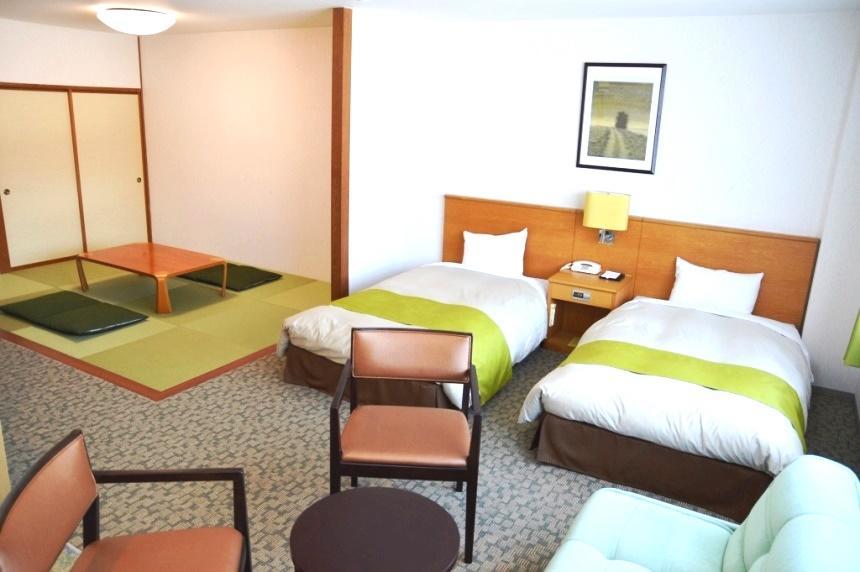 Hotel Familio Минаками Екстериор снимка